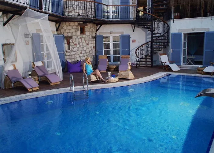 Отель Chigdem Hotel-special Category Алачати