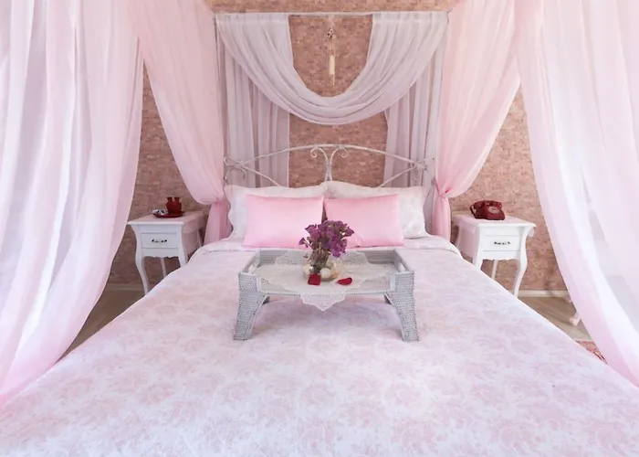 Chigdem Hotel-special Category Алачати