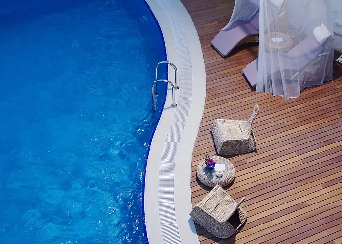 Отель Chigdem Hotel-special Category 4*